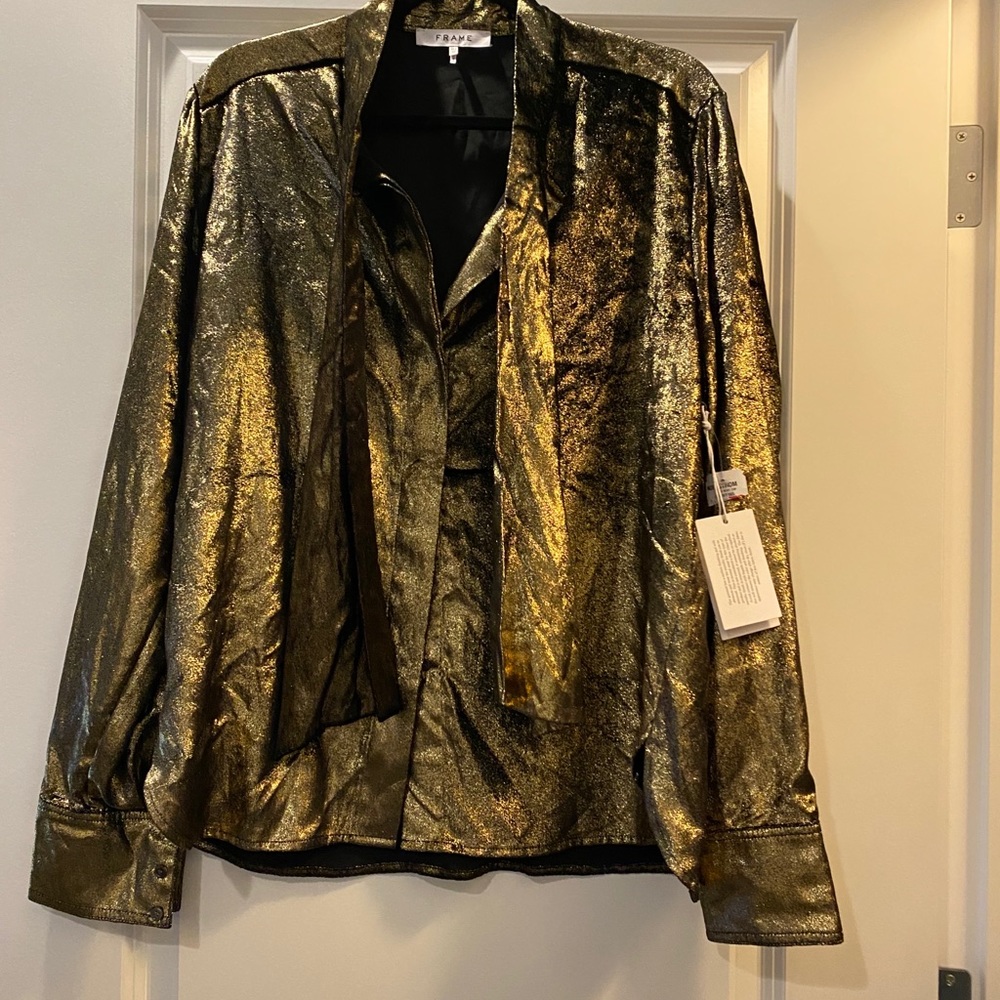 Frame Gold Metallic Top - Picture 4 of 11